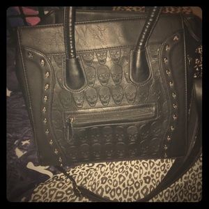 Torrid skull purse